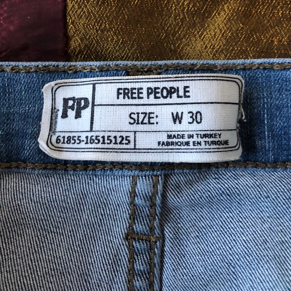 Free People Reagan Button Front Raw-Hem Skinny Jeans - Picture 4 of 5